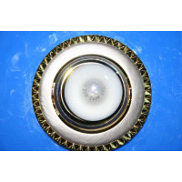 Точечный светильник ZJ1187B R39( с лампочкой) (SNG) Splendid-Ray
145159 Точечный светильник ZJ1187B R39( с лампочкой) (SNG) Splendid-Ray
145159