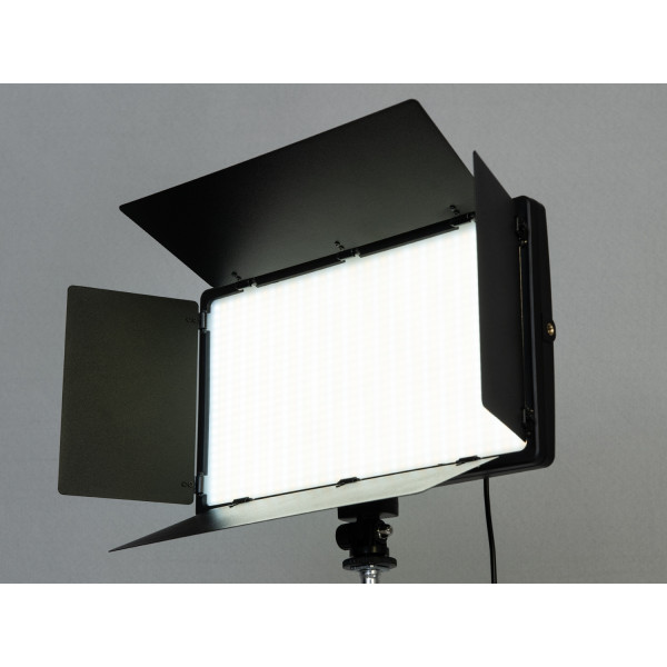 Прожектор для відеозйомки з пультом, без штатива, живлення 220В Diasha SL-LED-800