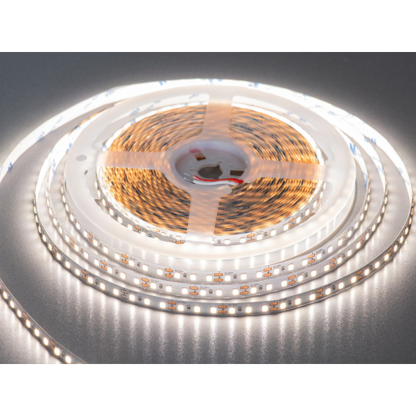 LED стрічка 12В, 120 діодів на метр, 8мм, нейтральний Diasha P12B-2835-120-NW-20-8