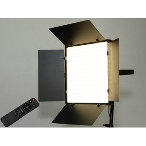 Прожектор для відеозйомки з пультом, без штатива, живлення 220В Diasha SL-LED-660PRO