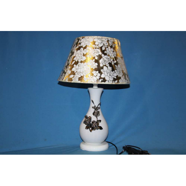 Настольная лампа с абажуром N1133 (A+B) (WT)*1 Splendid-Ray
205907 Настольная лампа с абажуром N1133 (A+B) (WT)*1 Splendid-Ray
205907